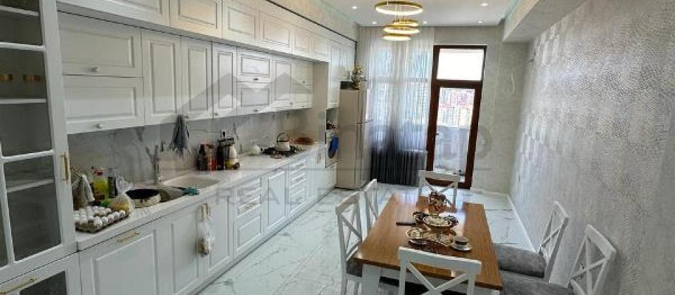 Xətaidə 4 otaqlı mənzil satılır/211 kv.m. - 10