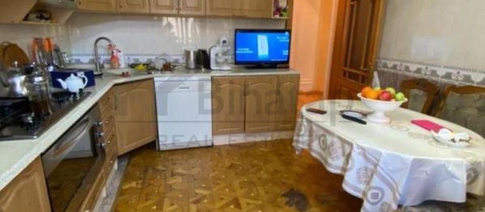 Nərimanovda 4 otaqlı mənzil satılır/150 kv.m. - 7