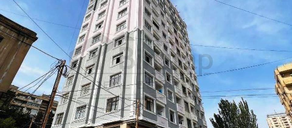 Nizami m/s yanında 3 otaqlı mənzil satılır/115 kv.m. - 2