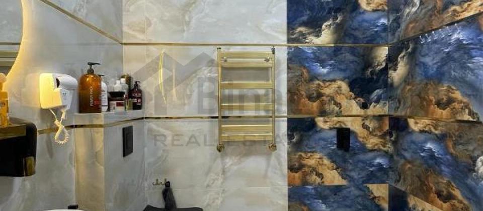 8 Noyabr m/s'na yaxın məsafədə 4 otaqlı mənzil satılır/130 kv.m. - 11