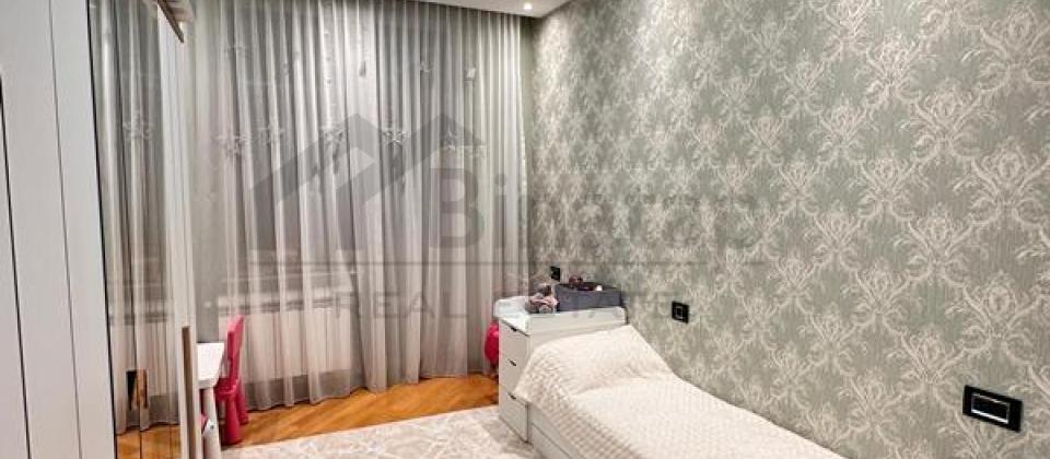 Main yaşayış kompleksində 3 otaqlı mənzil satılır/123 kv.m. - 10