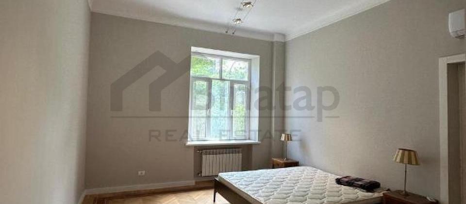 Tam mərkəz..! Bulvarla üzbə üz, Azneft meydanının yanında 5 otaqlı mənzil satılır !!! - 7