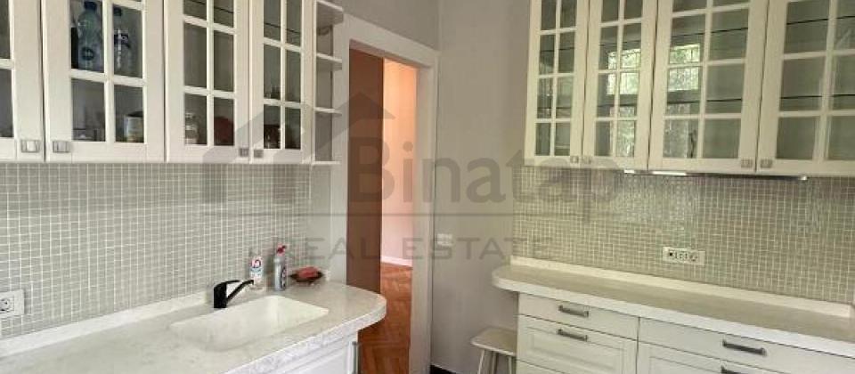 Tam mərkəz..! Bulvarla üzbə üz, Azneft meydanının yanında 5 otaqlı mənzil satılır !!! - 11