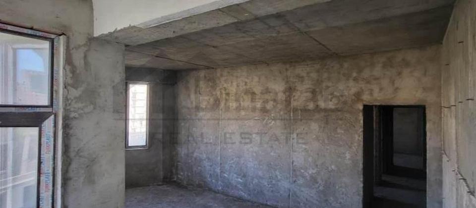 Gənclik parkının yanında 3 otaqlı təmirsiz mənzil satılır/130 kv.m. - 4