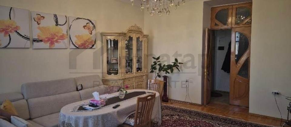 Bulvar və Bayraq Meydanı ilə üzbə üz 3 otaqlı mənzil satılır !!! - 5