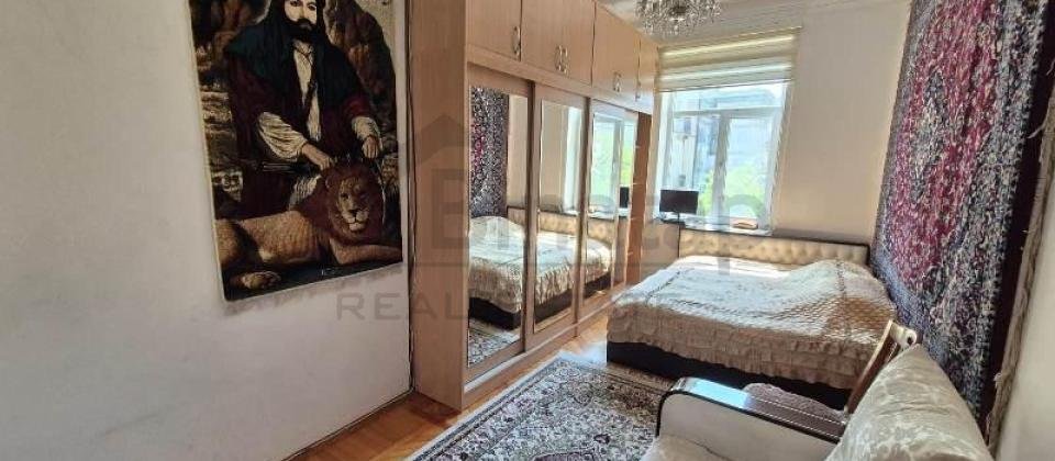 Bulvar və Bayraq Meydanı ilə üzbə üz 3 otaqlı mənzil satılır !!! - 6