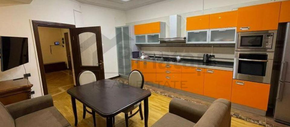 Zabitlər parkı, Türkiyə Səfirliyi və Maliyyə Nazirliyinin yanında 4 otaqlı mənzil satılır/196 kv.m. - 7