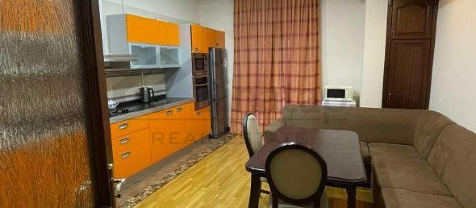 Zabitlər parkı, Türkiyə Səfirliyi və Maliyyə Nazirliyinin yanında 4 otaqlı mənzil satılır/196 kv.m. - 8