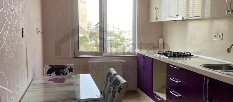 KİRAYƏ VERİLİR !!! Yasamal Parkının yanında yerləşir/85 kv.m. - 6