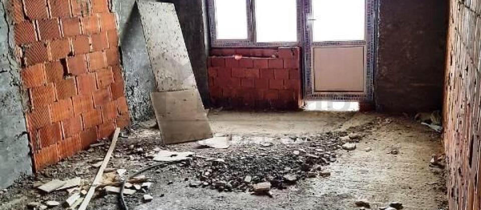 Çapayev, Su Sonası restoranının yanında 3 otaqlı mənzil satılır/130 kv.m. - 4