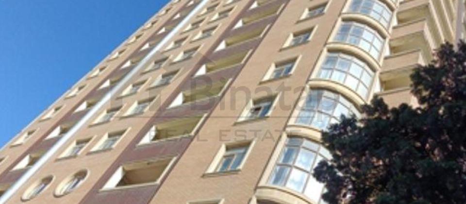 Çapayev, Su Sonası restoranının yanında 3 otaqlı mənzil satılır/130 kv.m. - 10