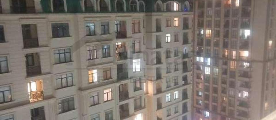 Şərq bazarı və Təhsil Nazirliyinə yaxın 3 otaqlı mənzil satılır/85 kv.m. - 13