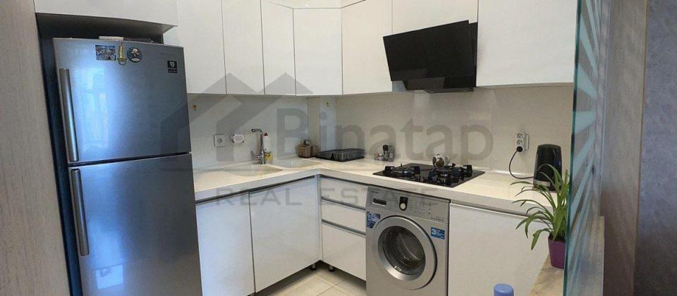 8 Noyabr m/s'na yaxın məsafədə 2 otaqlı mənzil satılır/50 kv.m. - 4