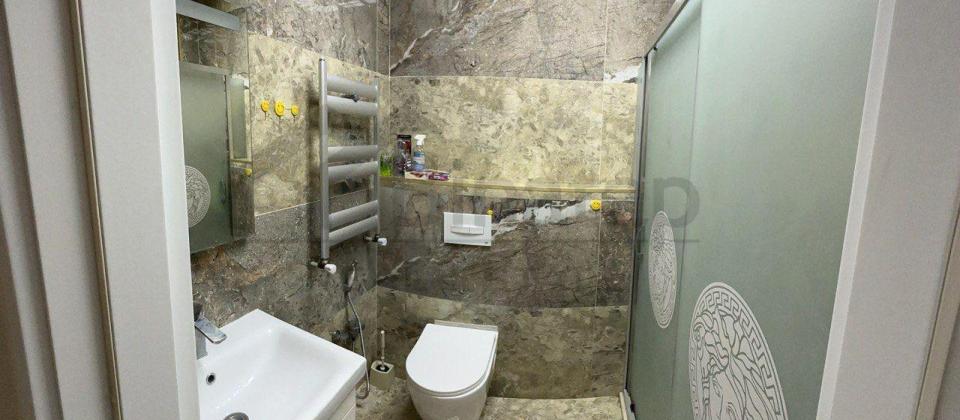 8 Noyabr m/s'na yaxın məsafədə 2 otaqlı mənzil satılır/50 kv.m. - 6