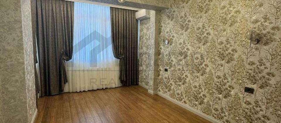 Elmlər Akademiyası, Musabəyov parkının yanında 4 otaqlı mənzil satılır/140 kv.m. - 3