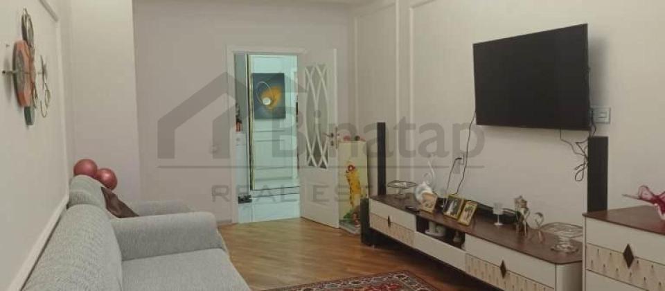 Azadlıq prospekti, ABŞ Səfirliyi və 28 May m/s yaxın 2 otaqlı mənzil satılır/90 kv.m. - 2