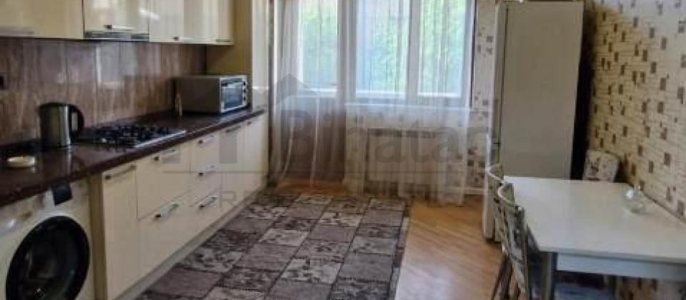 ABŞ səfirliyi və 28 May m/s yaxın 3 otaqlı mənzil satılır/115 kv.m. - 9