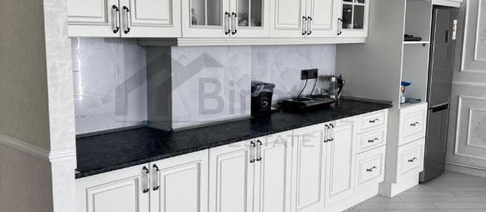 Azadlıq prospekti, Neftçi baza və Ağ Çiçəyimin yanında 2 otaqlı mənzil satılır/115 kv.m. - 5