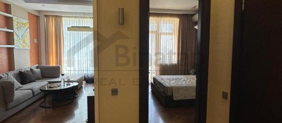 Tbilisi prospekti, 8 Noyabr m/s yaxın 2 otaqlı mənzil satılır/50 kv.m. - 4