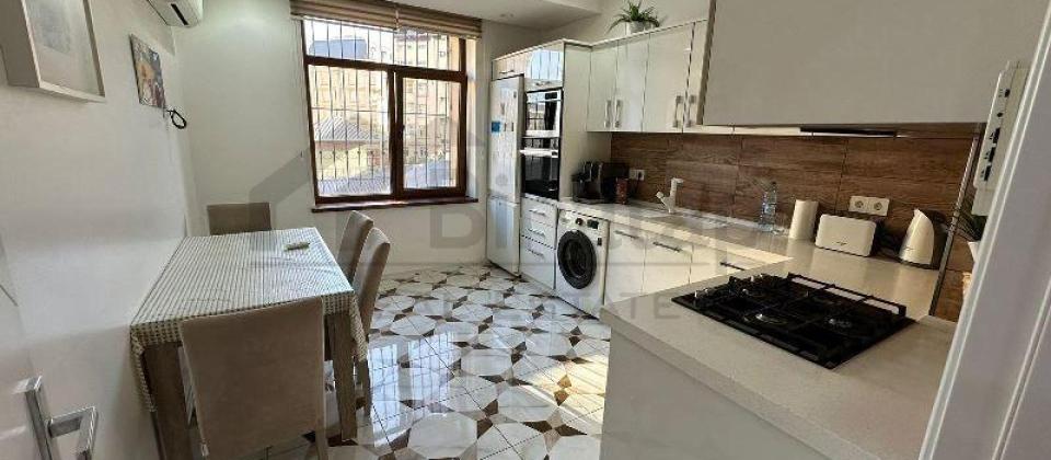 Bayıl, Yarat Müasir İncəsənət Mərkəzinin yanında 4 otaqlı mənzil satılır/137 kv.m. - 10