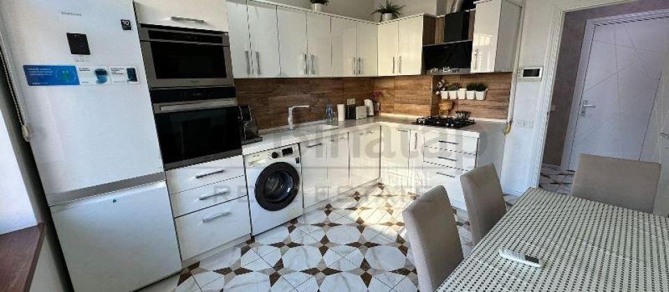 Bayıl, Yarat Müasir İncəsənət Mərkəzinin yanında 4 otaqlı mənzil satılır/137 kv.m. - 11