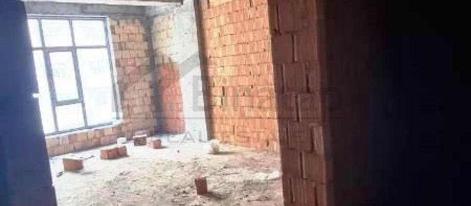 Təhsil Nazirliyinin yanında 3 otaqlı mənzil satılır/121 kv.m. - 7