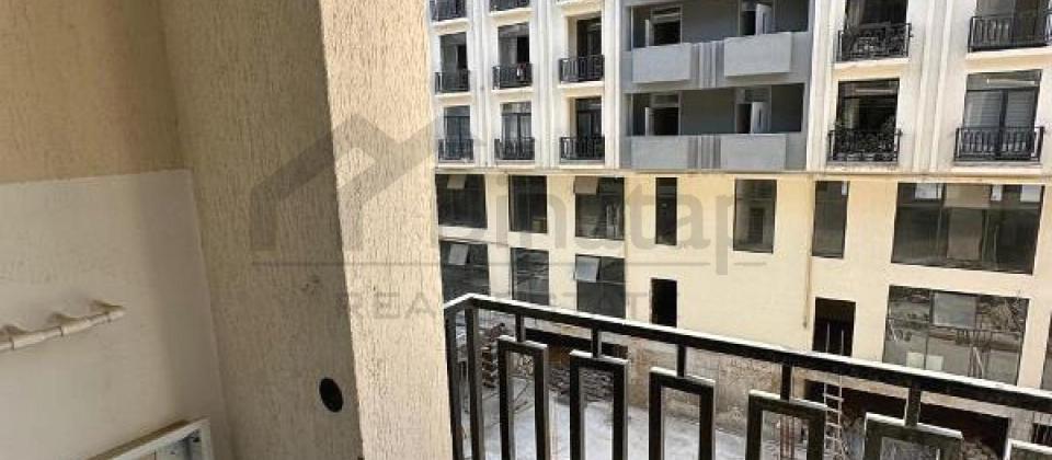 Bakı Sağlamlıq mərkəzinin yanında 2 otaqlı mənzil satılır/73 kv.m. - 14