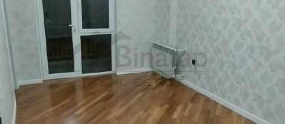 7 ci mkrn'da, Azadlıq Prospekti m/s yaxın 2 otaqlı mənzil satılır/60 kv.m. - 4