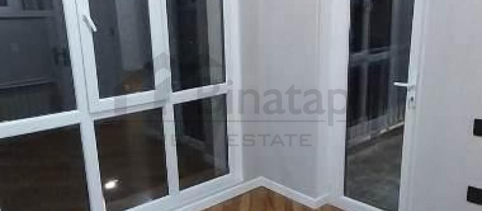 7 ci mkrn'da, Azadlıq Prospekti m/s yaxın 2 otaqlı mənzil satılır/60 kv.m. - 6