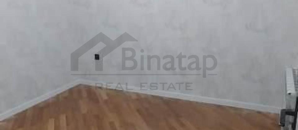 7 ci mkrn'da, Azadlıq Prospekti m/s yaxın 2 otaqlı mənzil satılır/60 kv.m. - 8