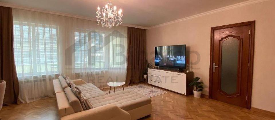 Bakı Sağlamlıq mərkəzinin yanında 2 otaqlı mənzil satılır/85 kv.m. - 2