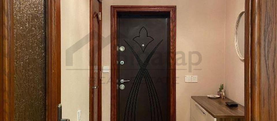 Bakı Sağlamlıq mərkəzinin yanında 2 otaqlı mənzil satılır/85 kv.m. - 12