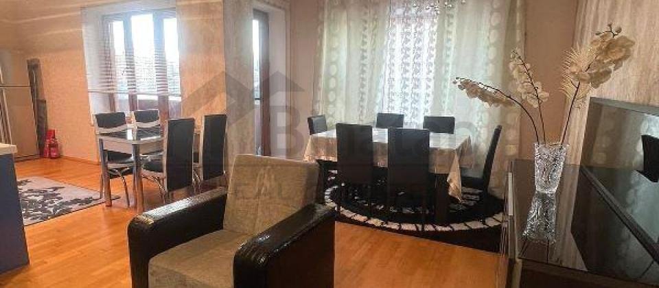 Nizami m/s və Qış parkının yanında 3 otaqlı mənzil satılır/80 kv.m. - 2