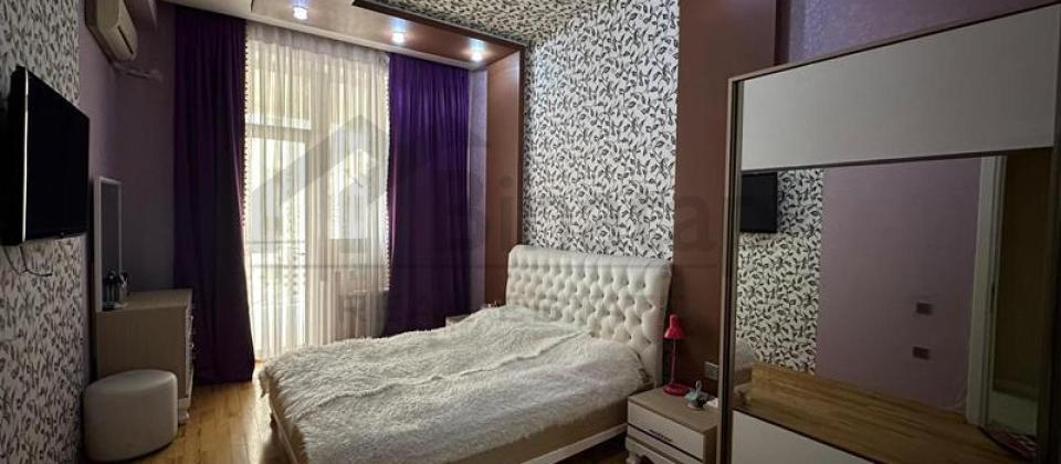 Səməd Vurğun bağının yanında 3 otaqlı mənzil satılır/145 kv.m. - 3