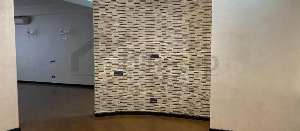 Torqovı, Sahil m/s yaxın məsafədə 5 otaqlı mənzil satılır/220 kv.m. - 6