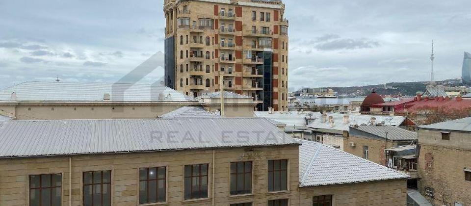 Torqovı, Sahil m/s yaxın məsafədə 5 otaqlı mənzil satılır/220 kv.m. - 12