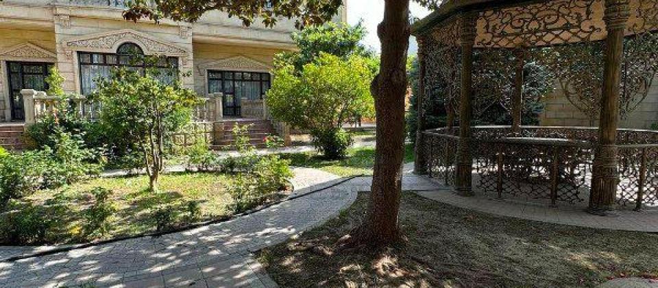 Atatürk prospekti, Gənclik m/s yaxın villa satılır/1000 kv.m. - 2
