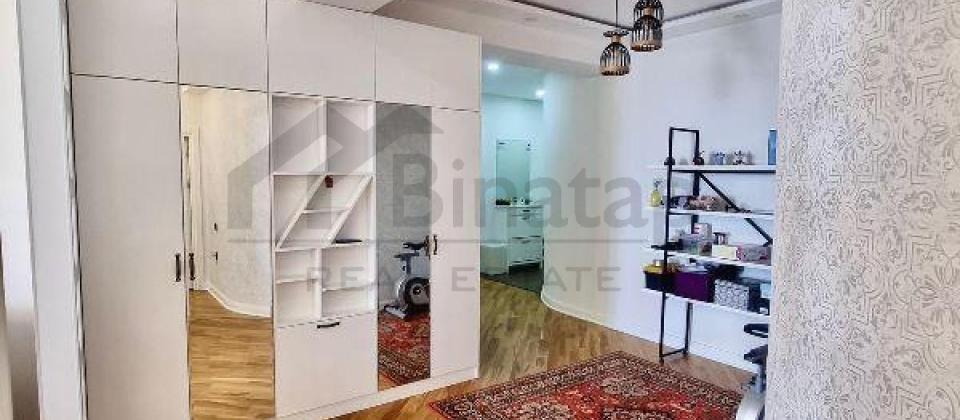 9cu mkrn, Zərifə Əliyeva parkının yanında 3 otaqlı mənzil satılır/126 kv.m. - 10