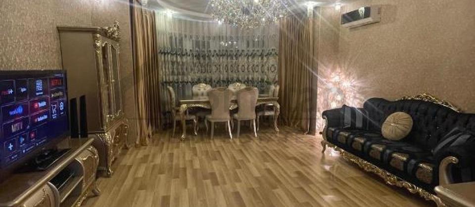 Yaşıl Ada uşaq bağçasının yanı, 8 Noyabr m/s yaxın 3 otaqlı mənzil satılır/135 kv.m. - 3