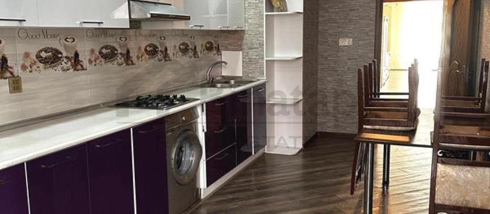 Yeni Yasamal, Albalı uşaq bağçasının yanında 3 otaqlı mənzil satılır/135 kv.m. - 8