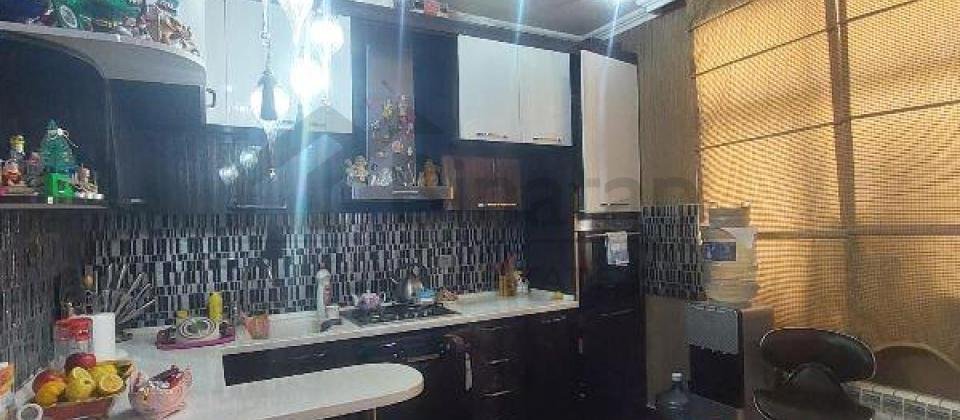 8 Noyabr m/s'na yaxın məsafədə 3 otaqlı mənzil satılır/105 kv.m. - 9