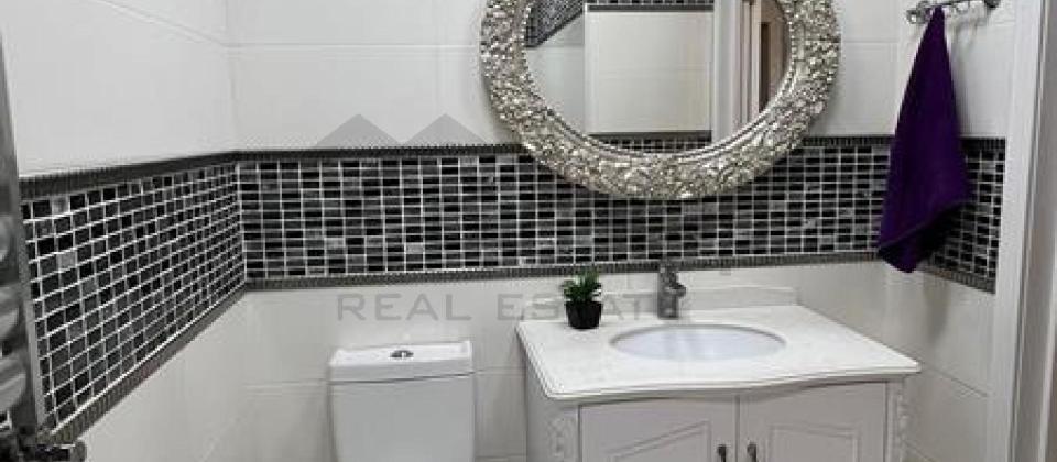 Heydər Əliyev Mərkəzinin yanında 2 otaqlı mənzil satılır/61 kv.m. - 10