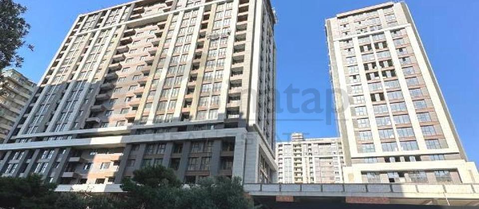 Baku City Residence Khatai"də 3 otaqlı təmirsiz mənzil satılır/127 kv.m. - 2