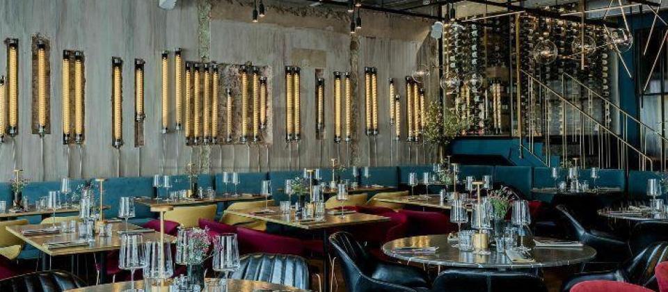 Obyekt satılır..! Hüseyn Cavid prospektində yerləşir/368 kv.m. - 2