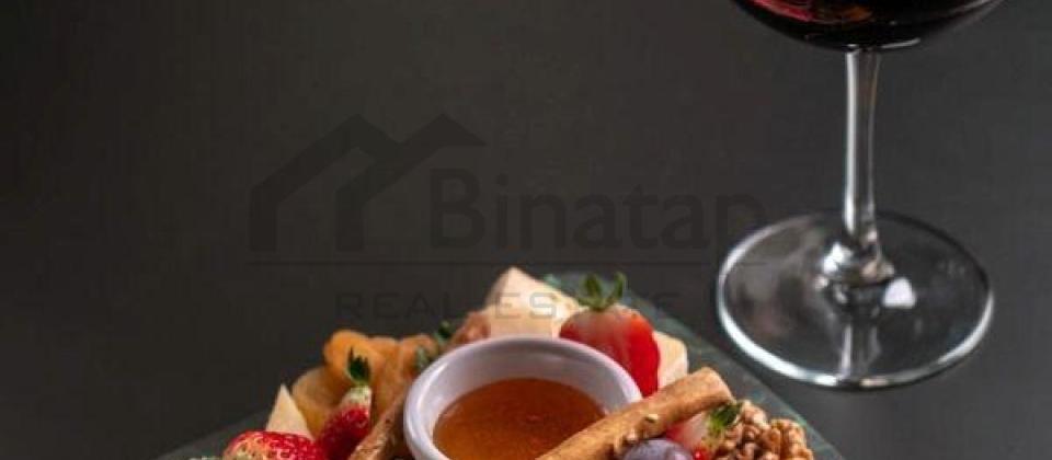 Obyekt satılır..! Hüseyn Cavid prospektində yerləşir/368 kv.m. - 6