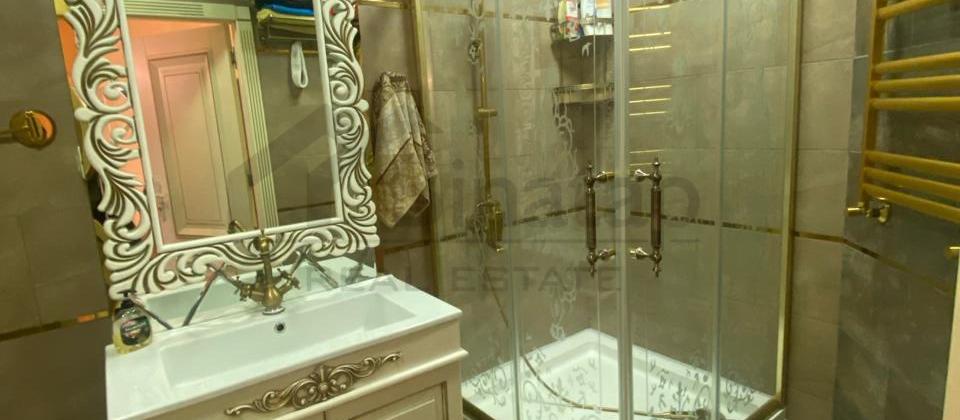 Satılır 3 otaqlı yeni tikili 132 m², 8-ci mikrorayon q