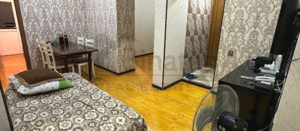 Şərifzadə küçəsi, Elmlər Akademiyası m/s 5 dəqiqəlik məsafədə 3 otaqlı mənzil satılır/57 kv.m. - 2