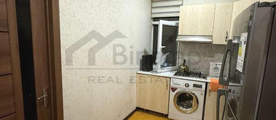 Şərifzadə küçəsi, Elmlər Akademiyası m/s 5 dəqiqəlik məsafədə 3 otaqlı mənzil satılır/57 kv.m. - 6