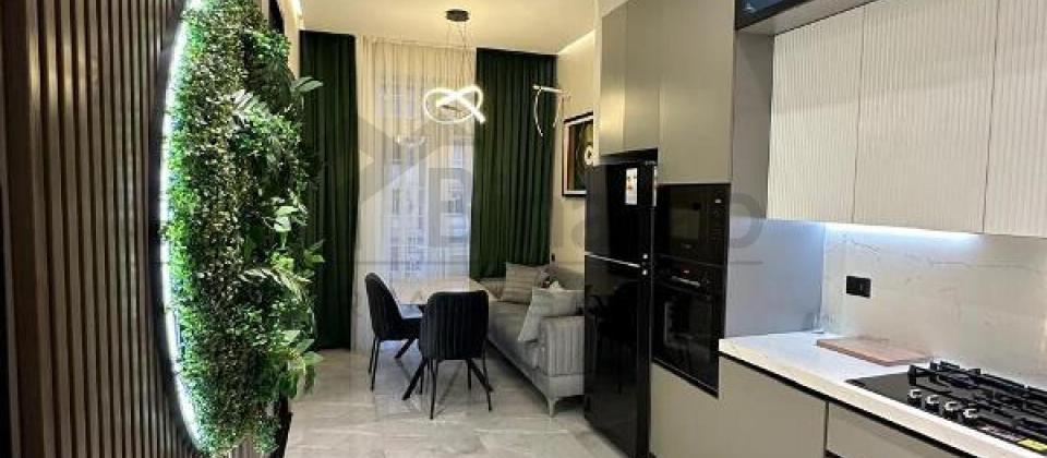 Azadlıq prospekti, Bakı Sağlamlıq Mərkəzinin yanında 3 otaqlı mənzil satılır/156 kv.m. - 9