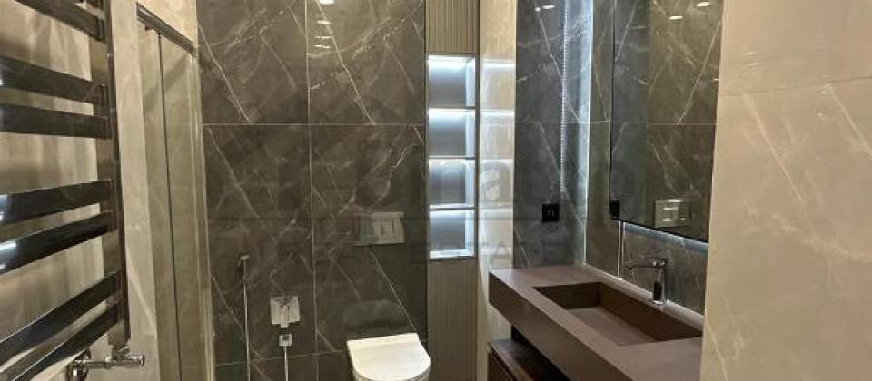 Azadlıq prospekti, Bakı Sağlamlıq Mərkəzinin yanında 3 otaqlı mənzil satılır/156 kv.m. - 15